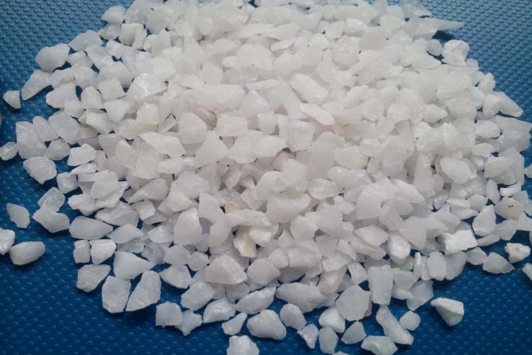 C&aacute;t thạch anh lọc nước